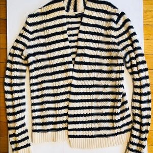 Long sleeved cable knit cardigan